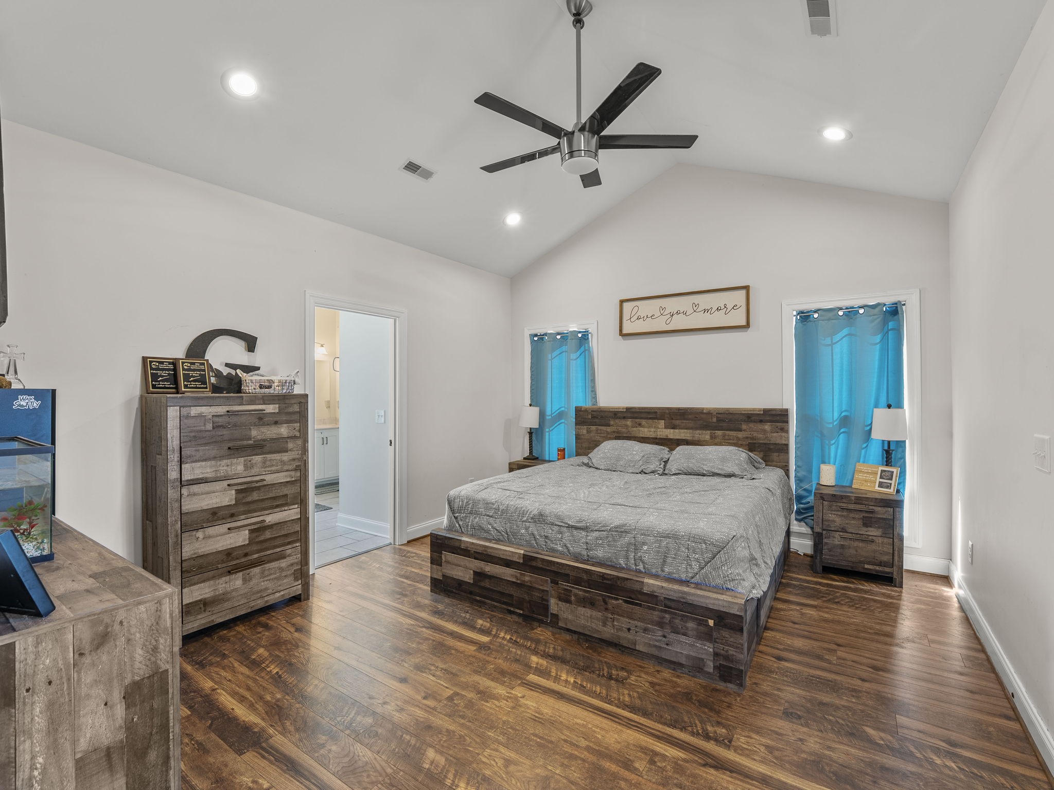 937 Neal Road Belvidere, TN 37306 - Photo 14 of 36