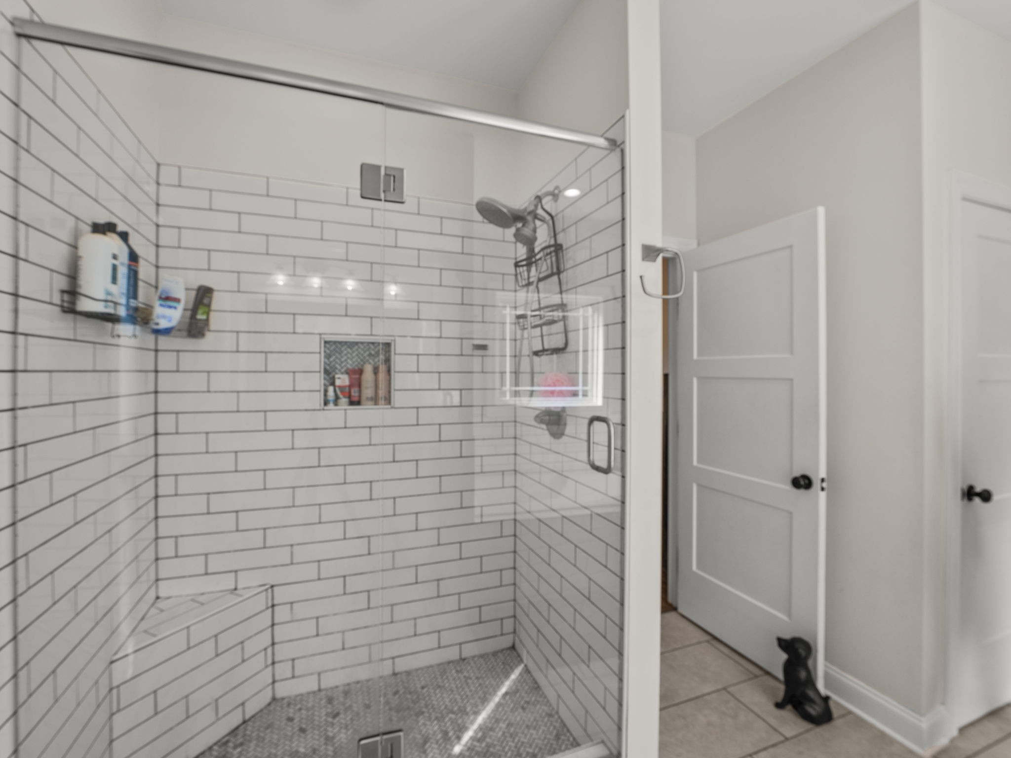 937 Neal Road Belvidere, TN 37306 - Photo 17 of 36