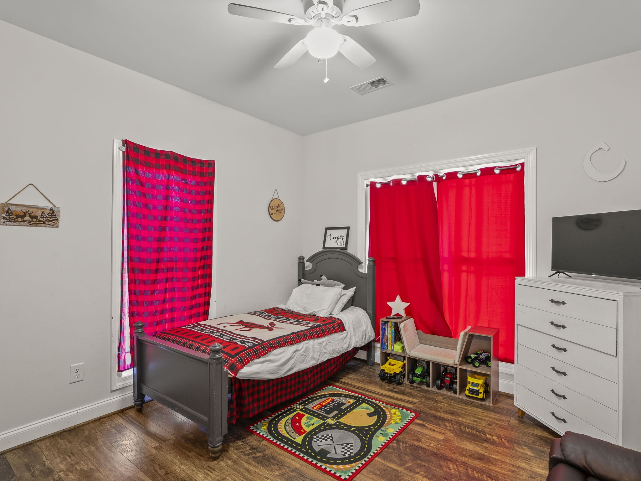 937 Neal Road Belvidere, TN 37306 - Photo 21 of 36