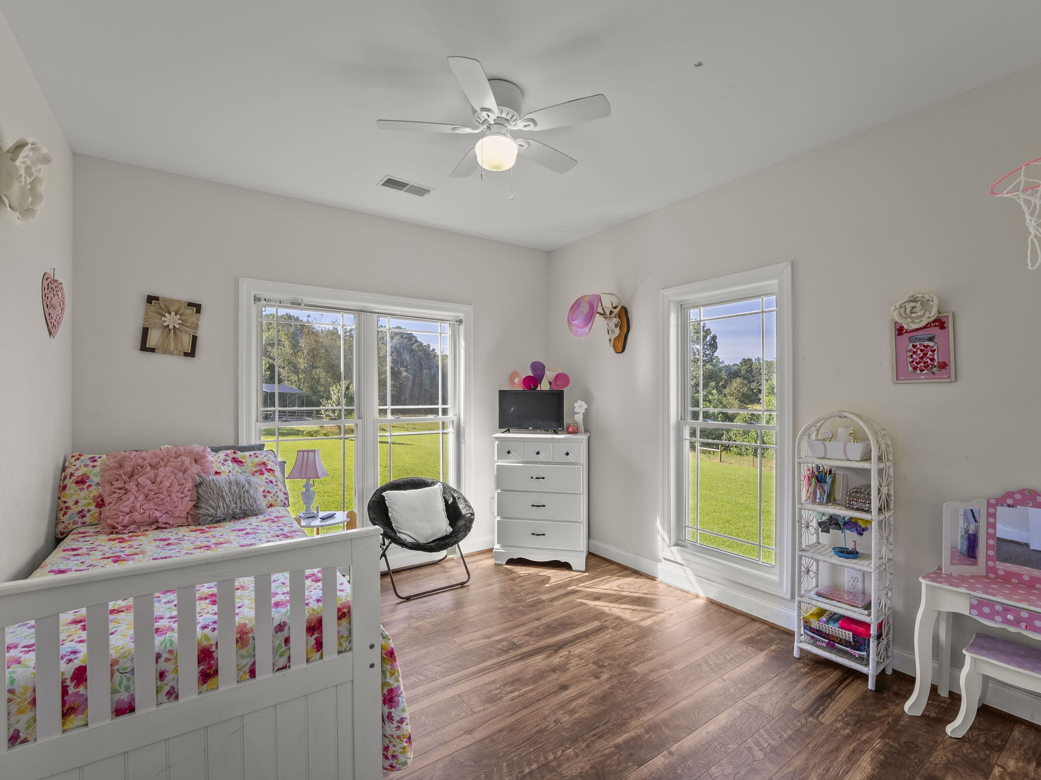 937 Neal Road Belvidere, TN 37306 - Photo 24 of 36