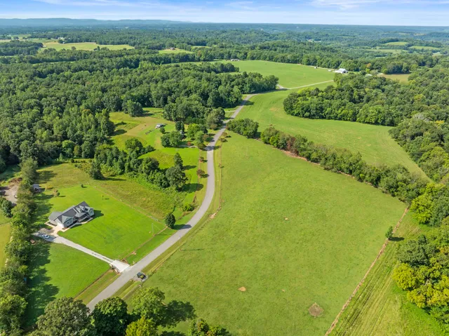 $475,000 | 937 Neal Road, Belvidere, TN 37306