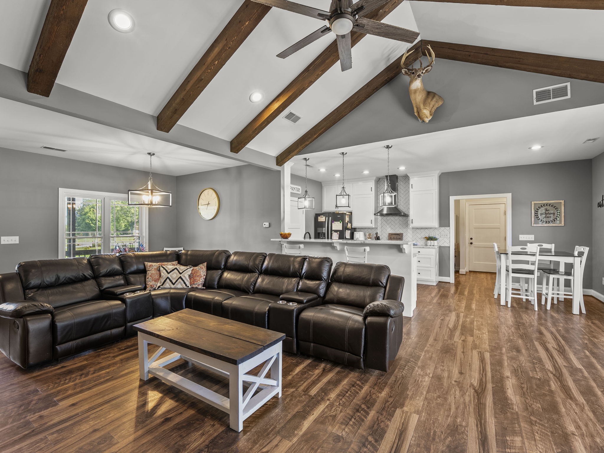 937 Neal Road Belvidere, TN 37306 - Photo 6 of 36