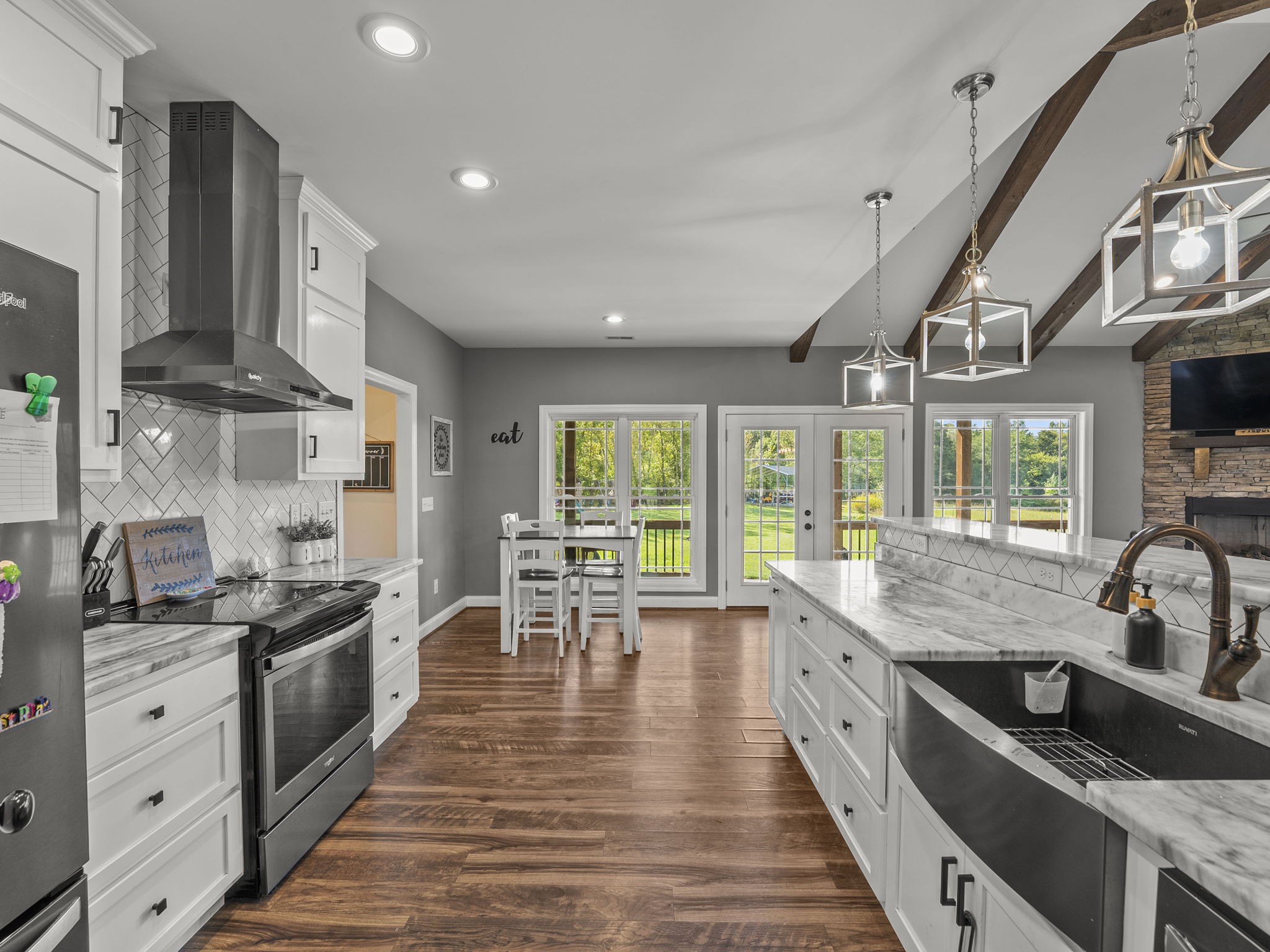 937 Neal Road Belvidere, TN 37306 - Photo 8 of 36