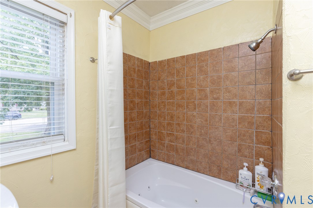 1124 Northampton Road Petersburg, VA 23805 - Photo 15 of 33