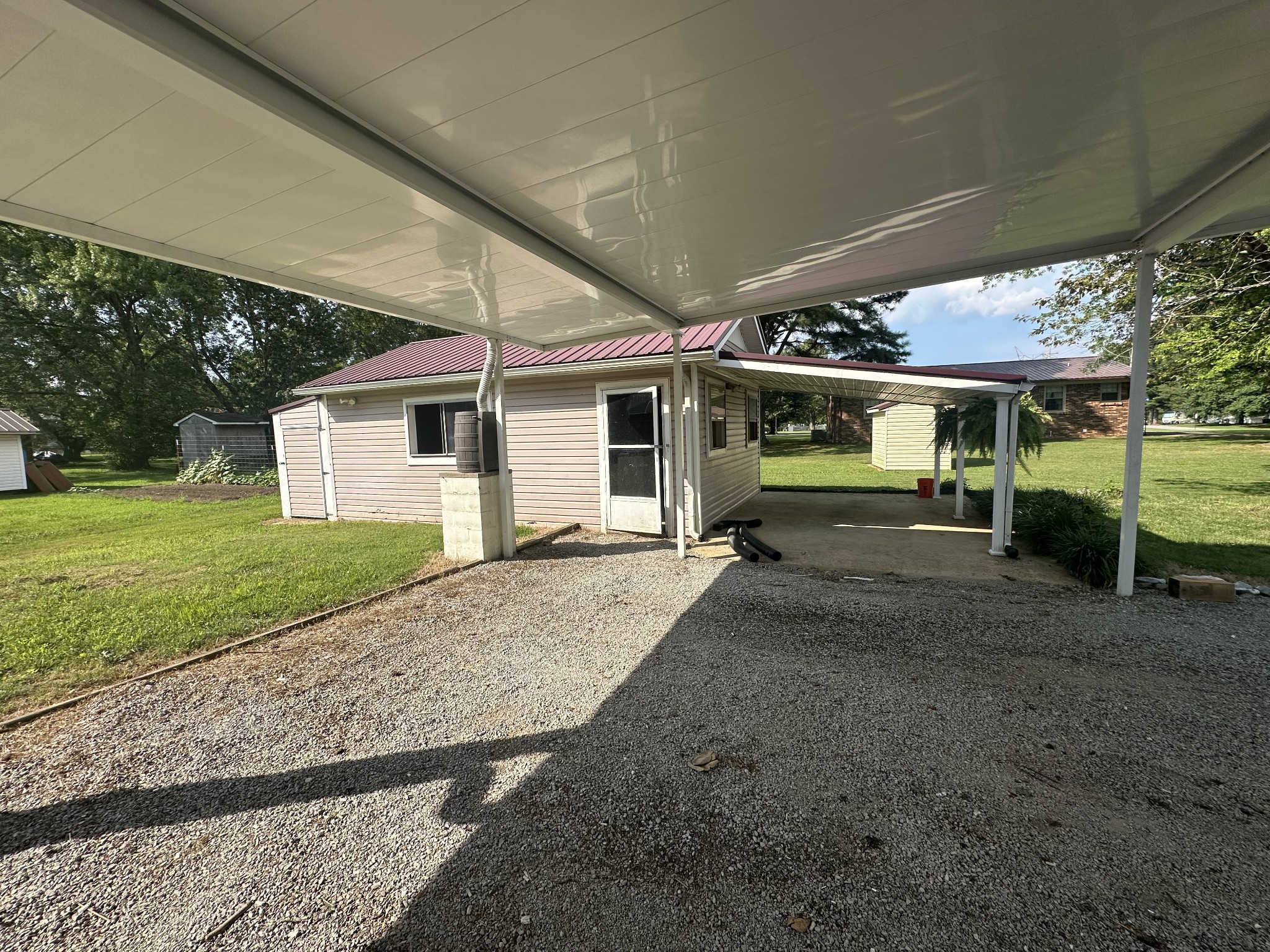 1800 Grandaddy Road Lawrenceburg, TN 38464 - Photo 7 of 23