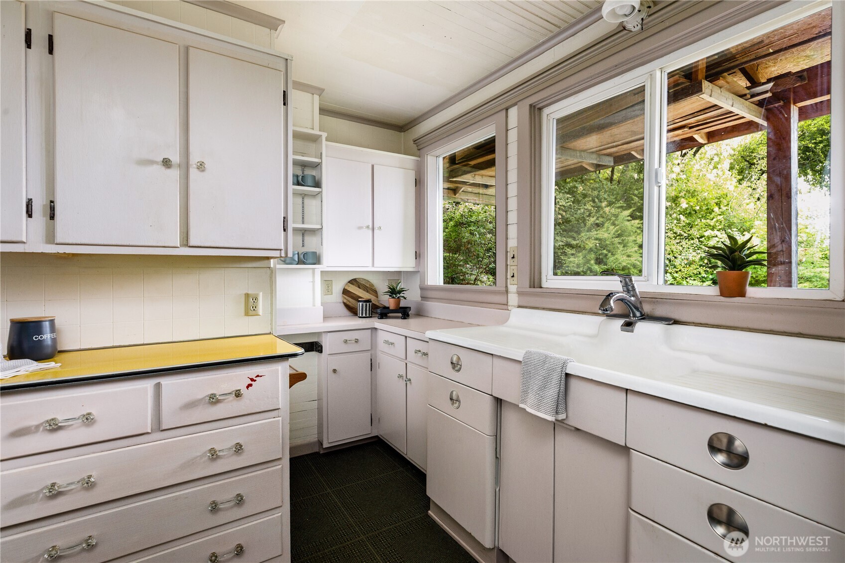 5095 Zimmerman Road Langley, WA 98260 - Photo 11 of 40 Gallery Image 11