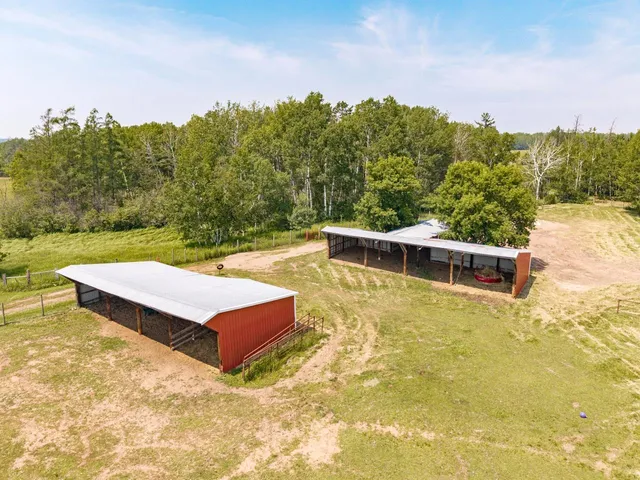 $925,000 | 33415 Jackson Road, Askov, MN 55704