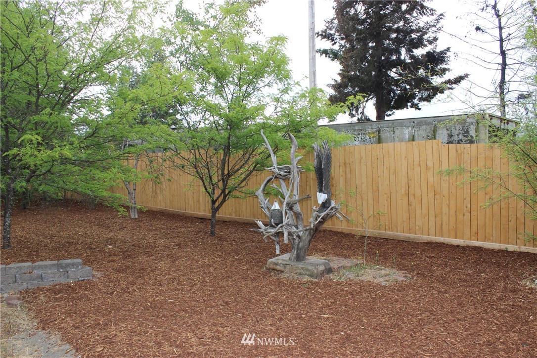 17718 Jordan Street Southwest Rochester, WA 98579 - Photo 11 of 25