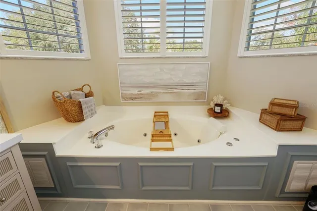 $569,900 | 11420 Chalk Farm Road, Spring Hill, FL 34609