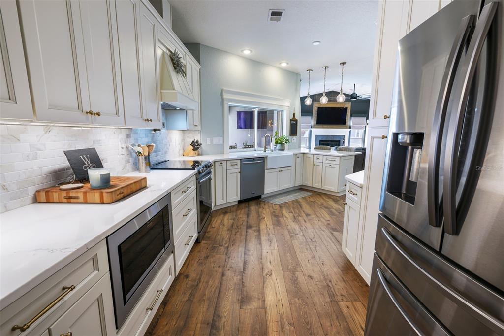 11420 Chalk Farm Road Spring Hill, FL 34609 - Photo 6 of 83