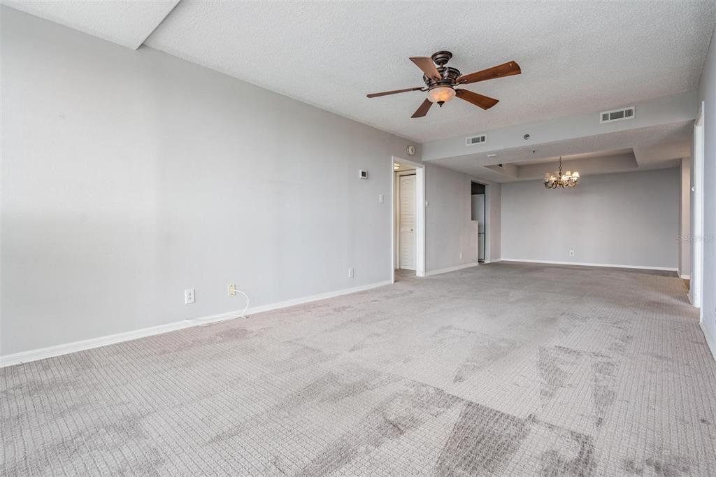 3211 West Swann Avenue, Unit 907 Tampa, FL 33609 - Photo 18 of 32 a view of an empty room