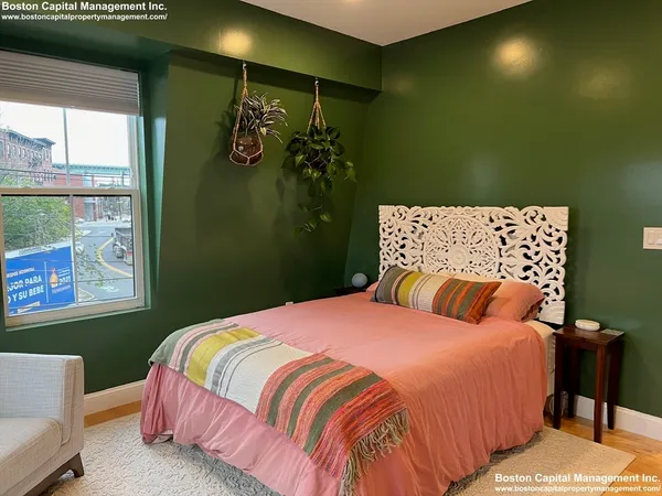 $3,895 | 14 Williams Street, Unit 4, Chelsea, MA 02150