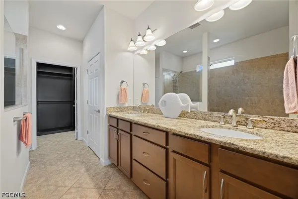$799,900 | 7022 Live Oak Drive, Naples, FL 34114