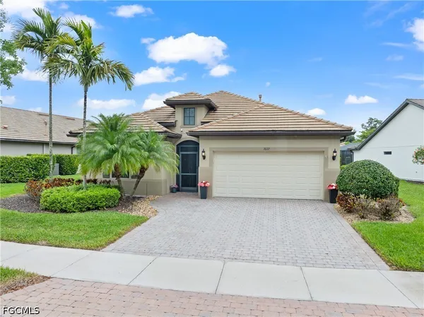 $799,900 | 7022 Live Oak Drive, Naples, FL 34114