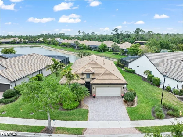 $799,900 | 7022 Live Oak Drive, Naples, FL 34114