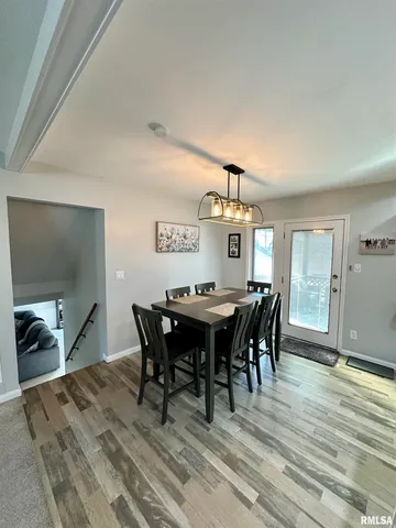 $227,500 | 15 Forest Park East, Jacksonville, IL 62650