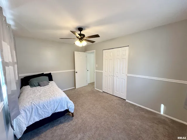 $227,500 | 15 Forest Park East, Jacksonville, IL 62650