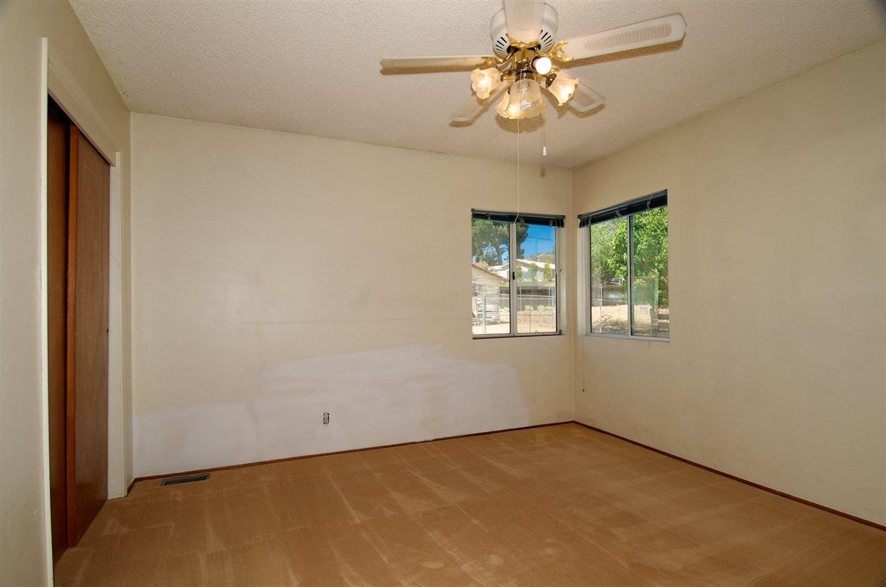 13242 Ha Hana Road Lakeside, CA 92040 - Photo 11 of 25 Gallery Image 11