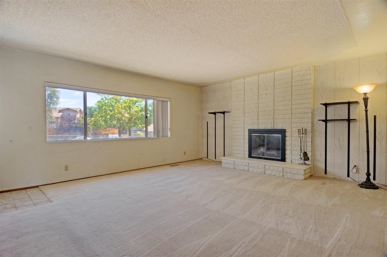 13242 Ha Hana Road Lakeside, CA 92040 - Photo 5 of 25 Gallery Image 5