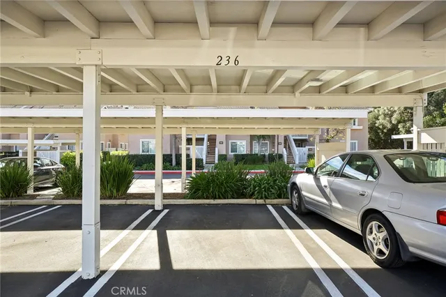 $4,600 | 61 Woodleaf, Irvine, CA 92614