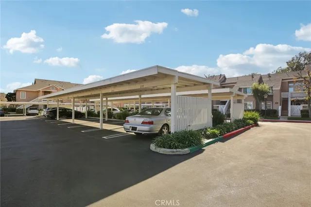 $4,600 | 61 Woodleaf, Irvine, CA 92614