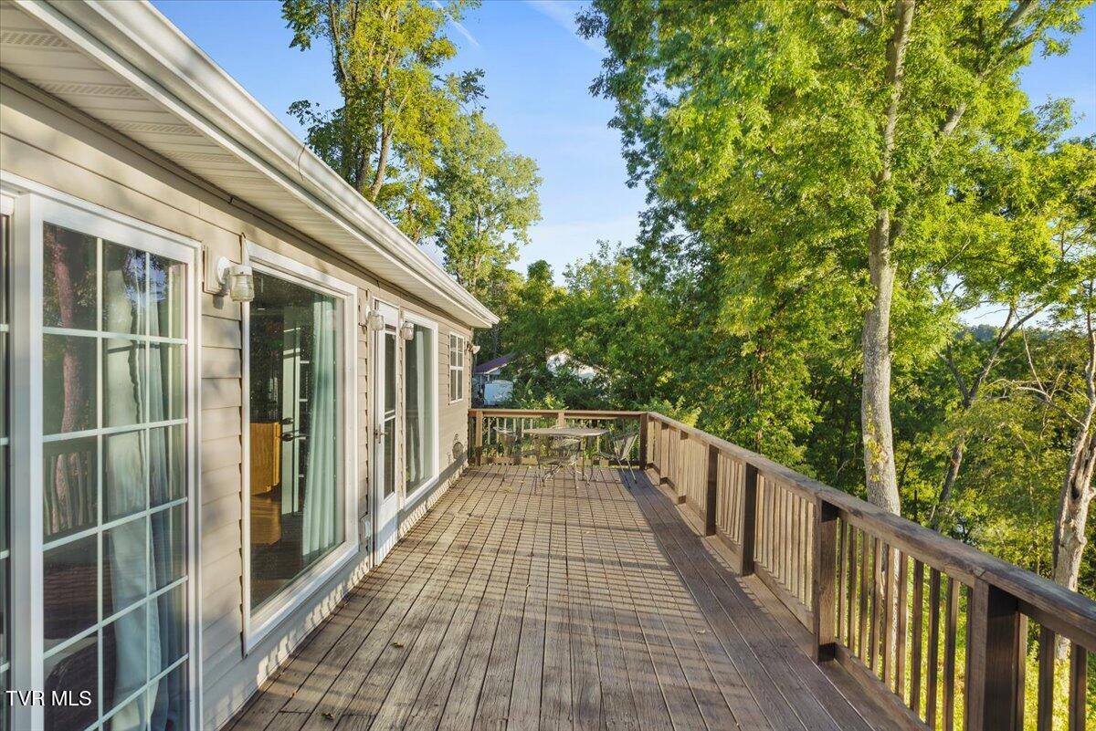 941 South Austin Springs Road Johnson City, TN 37601 - Photo 42 of 55 21-128A1242