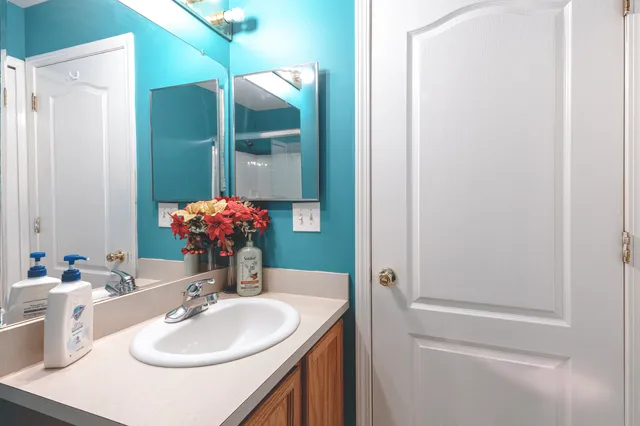 $227,000 | 4125 Derray Court, Warren, MI 48092