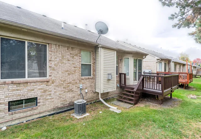 $227,000 | 4125 Derray Court, Warren, MI 48092