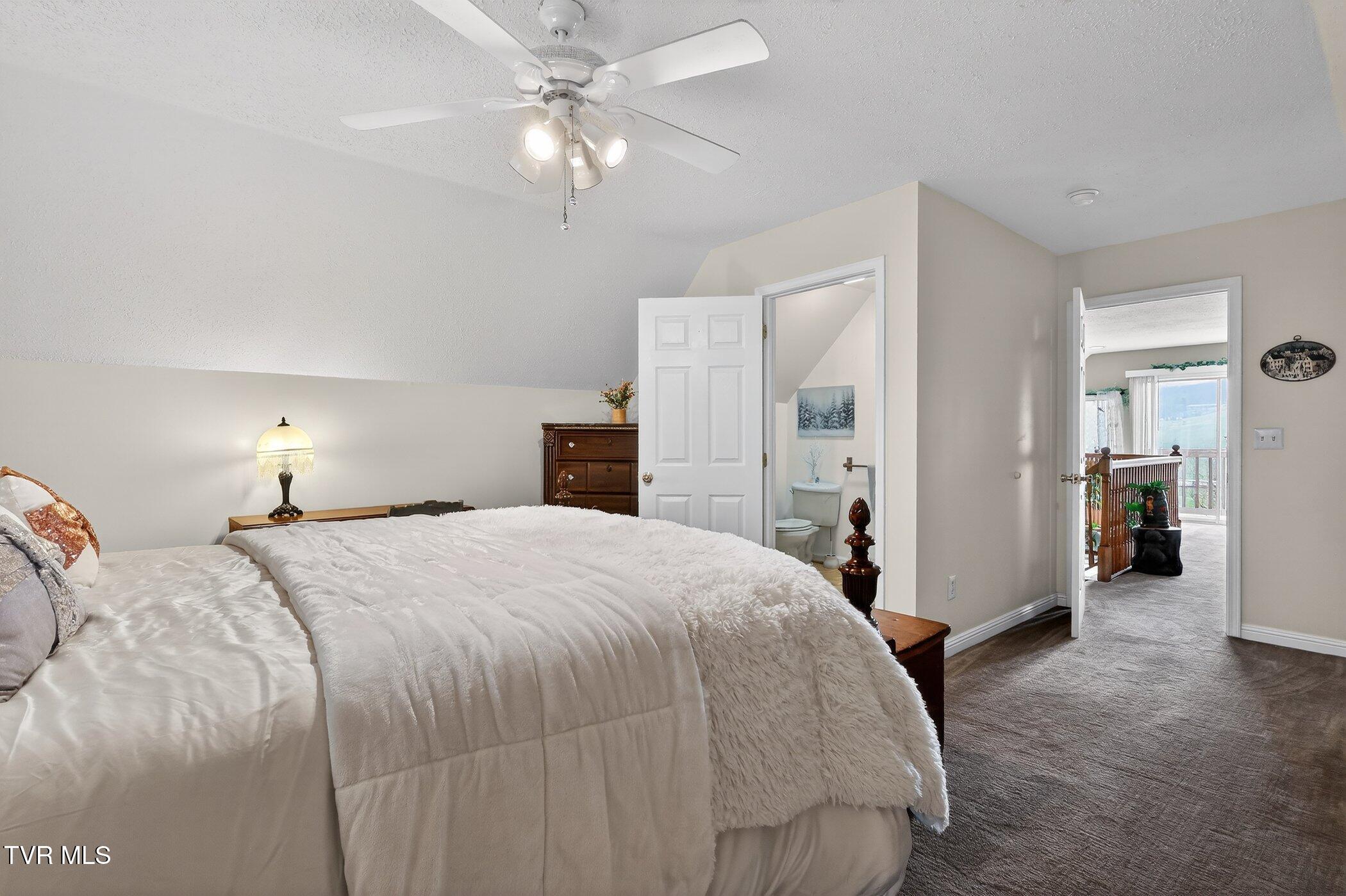 12138 Dettor Road Bristol, VA 24202 - Photo 20 of 52 IMG_2319