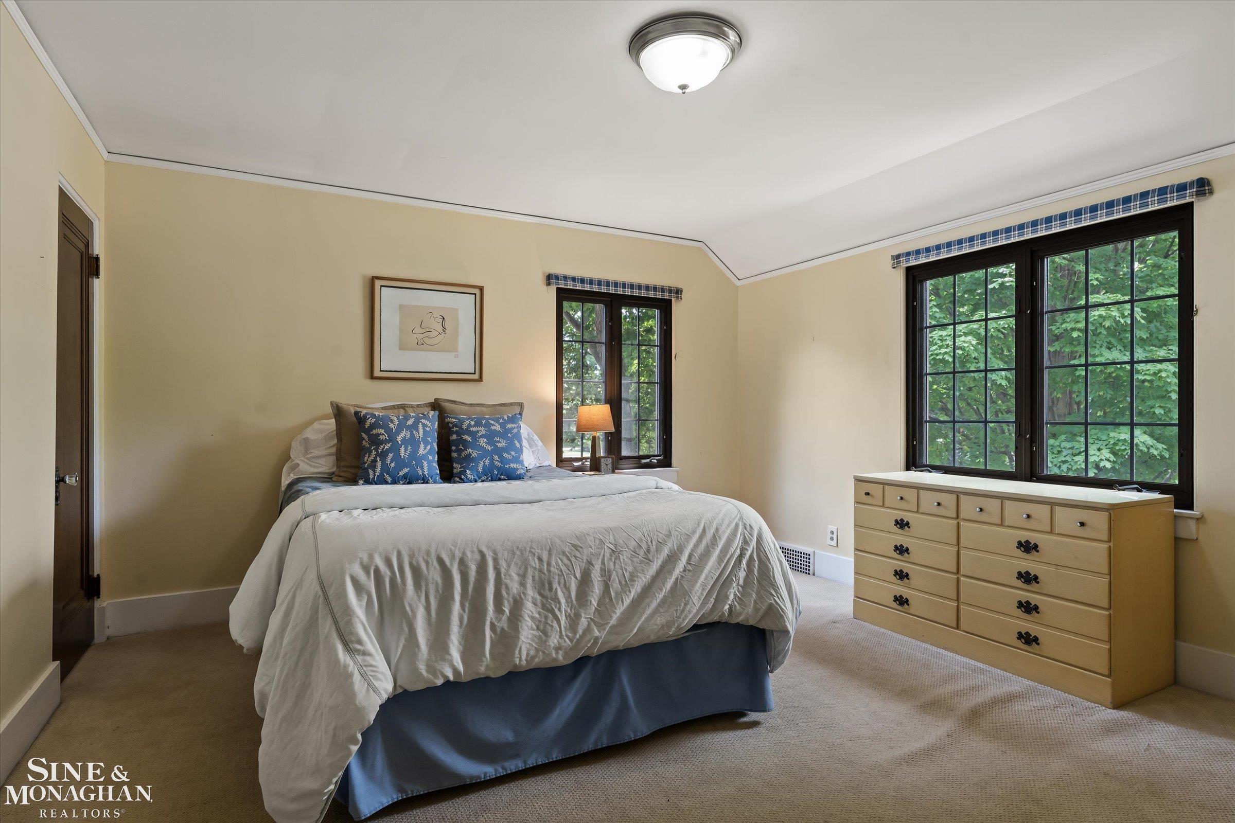 542 Lakepointe Street Grosse Pointe Park, MI 48230 - Photo 25 of 48