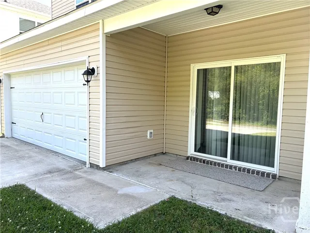 $2,100 | 6 Cherry Street, Port Wentworth, GA 31407