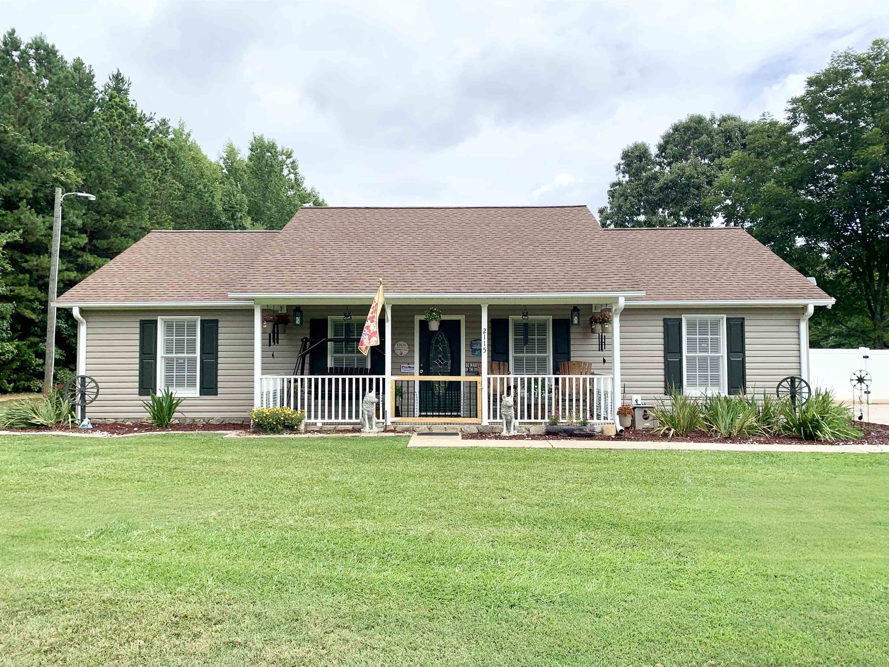 2115 Cross Anchor Road Woodruff, SC 29388 - Photo 1 of 26 Gallery Image 1