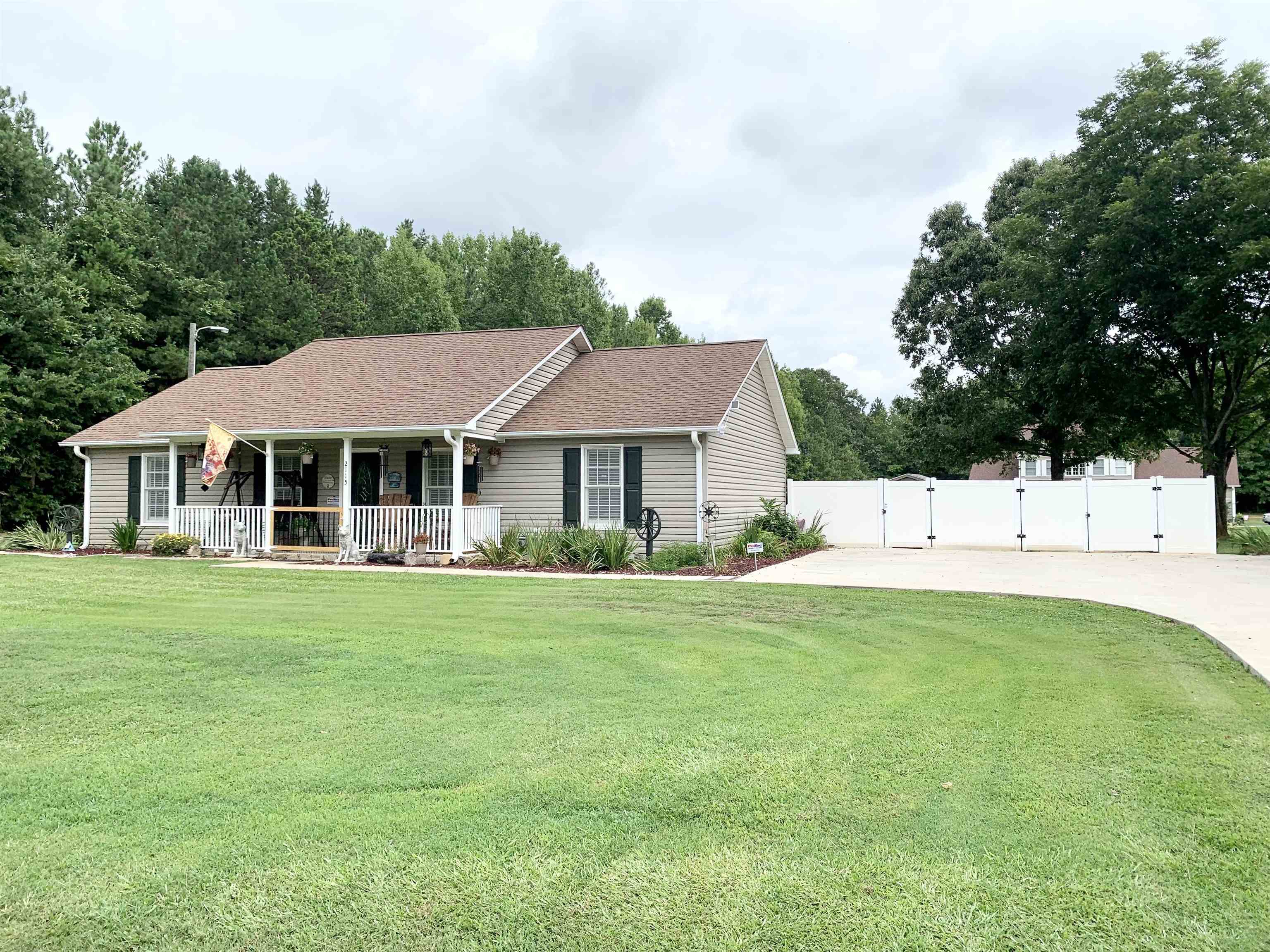 2115 Cross Anchor Road Woodruff, SC 29388 - Photo 3 of 26 Gallery Image 3
