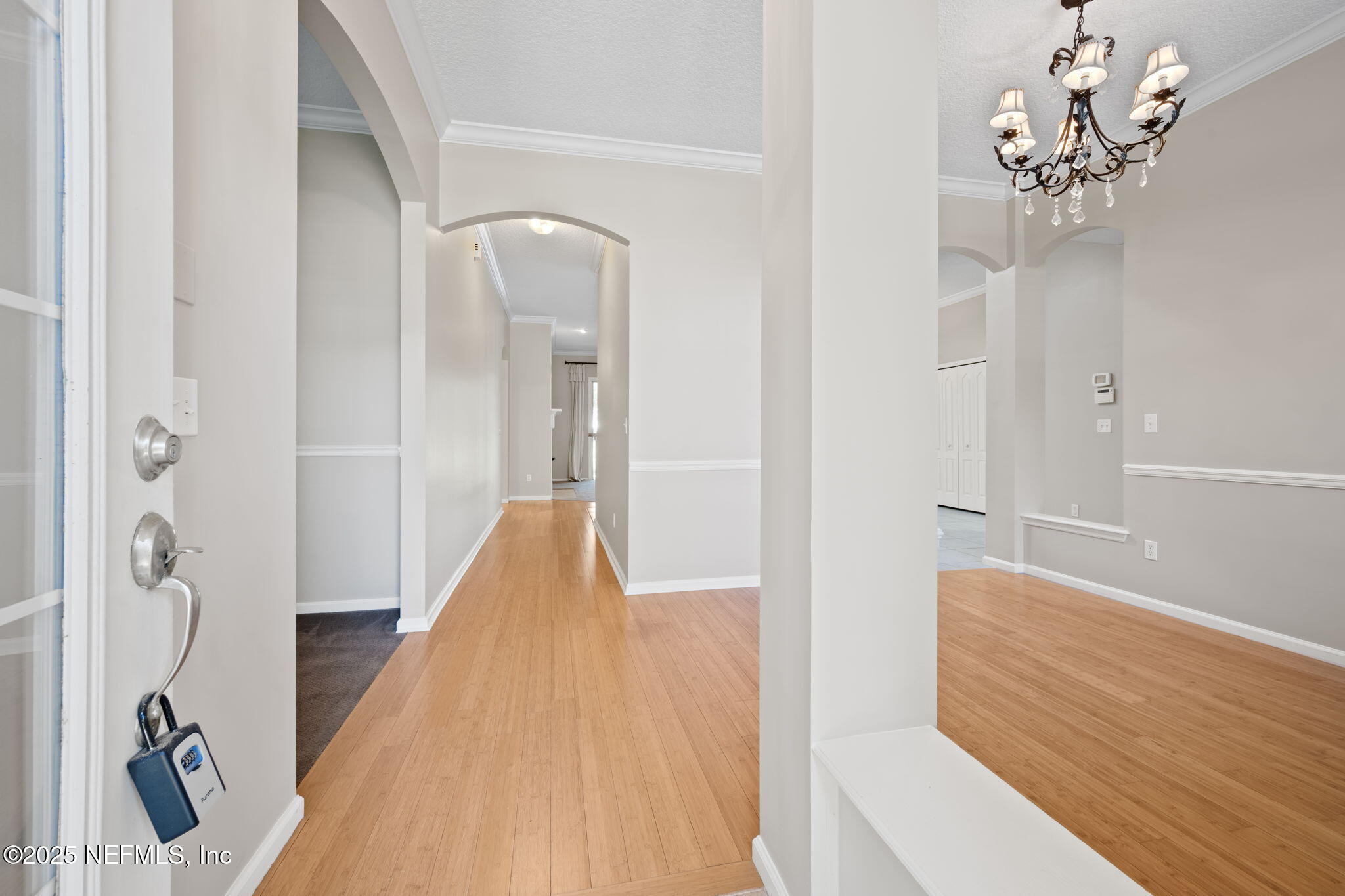 96316 Ridgewood Circle Fernandina Beach, FL 32034 - Photo 5 of 32 a bathroom with a bathtub and a shower