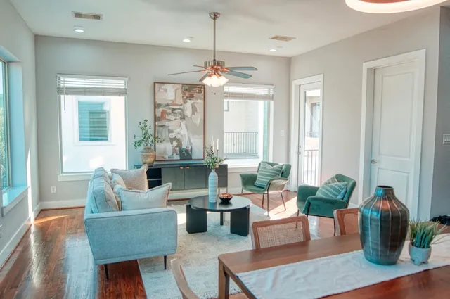 $460,000 | 1005 Bingham Street, Unit 5, Houston, TX 77007