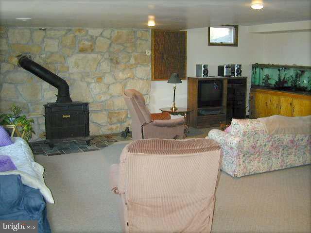 7 Hill Top Road Halifax, PA 17032 - Photo 5 of 9 Gallery Image 5