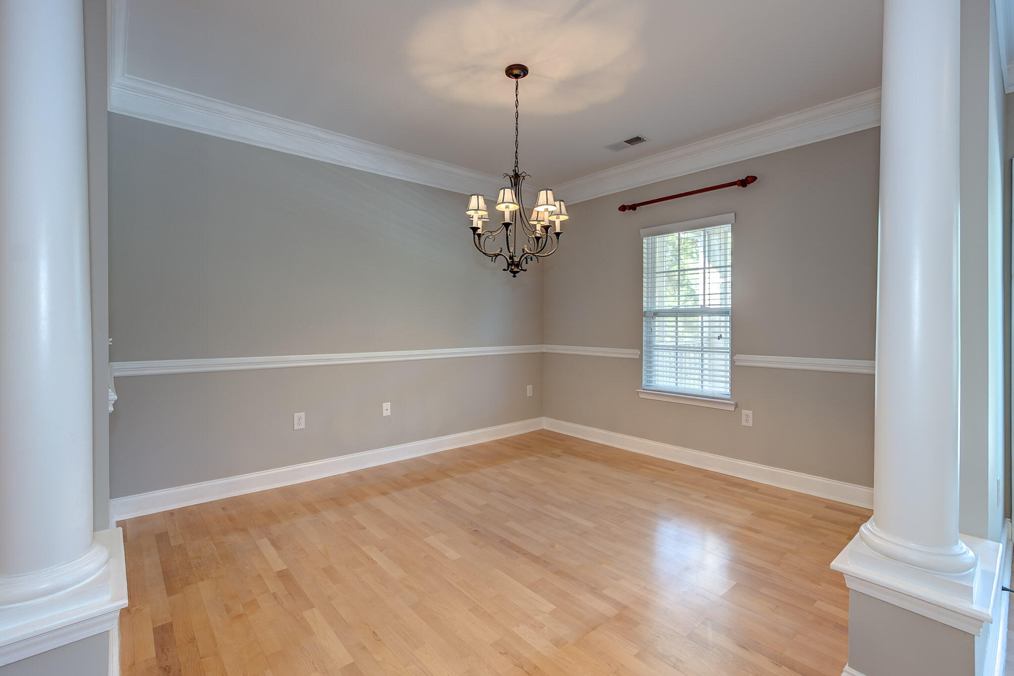 1318 Basildon Road Mount Pleasant, SC 29466 - Photo 11 of 31 20-1318 Basildon Rd (04-21-2026)-26