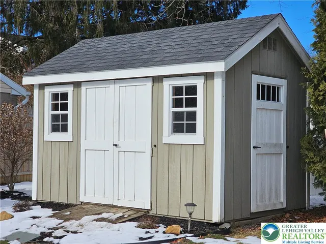 $359,900 | 2737 Spring Garden Street, Easton, PA 18045