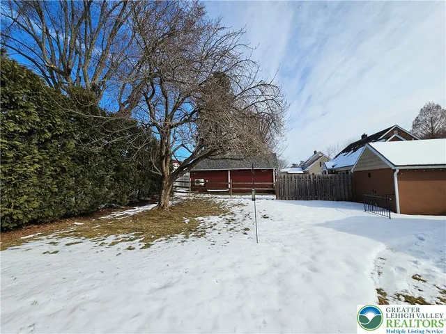 $359,900 | 2737 Spring Garden Street, Easton, PA 18045