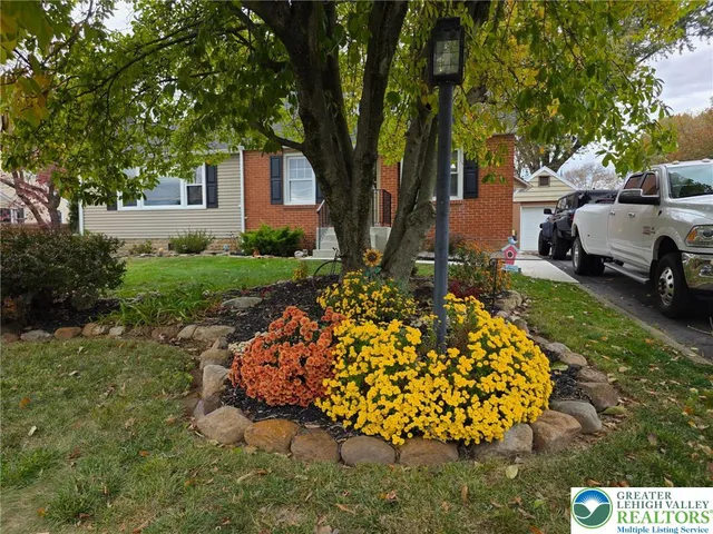 $359,900 | 2737 Spring Garden Street, Easton, PA 18045