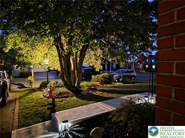 $359,900 | 2737 Spring Garden Street, Easton, PA 18045