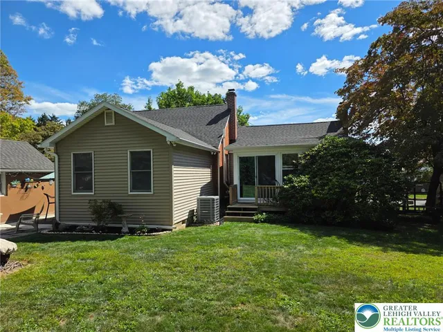 $359,900 | 2737 Spring Garden Street, Easton, PA 18045