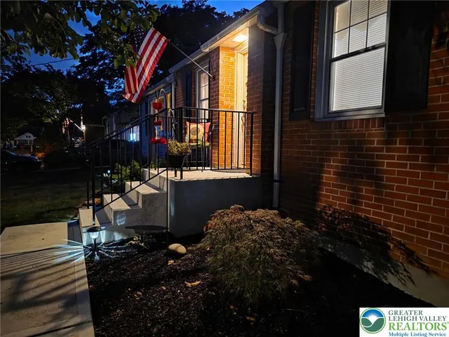 $359,900 | 2737 Spring Garden Street, Easton, PA 18045