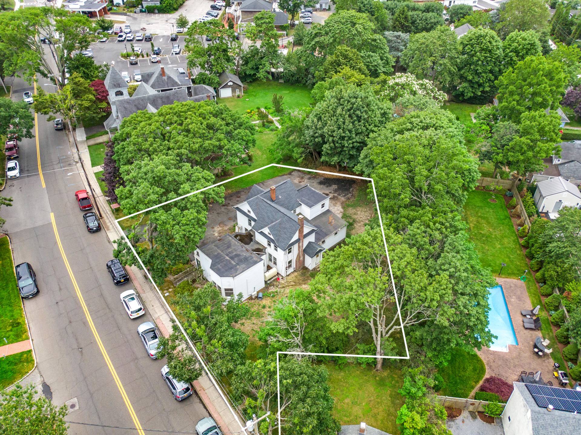 57 Mill Road Westhampton Beach, NY 11978 - Photo 6 of 20 an aerial view of a house