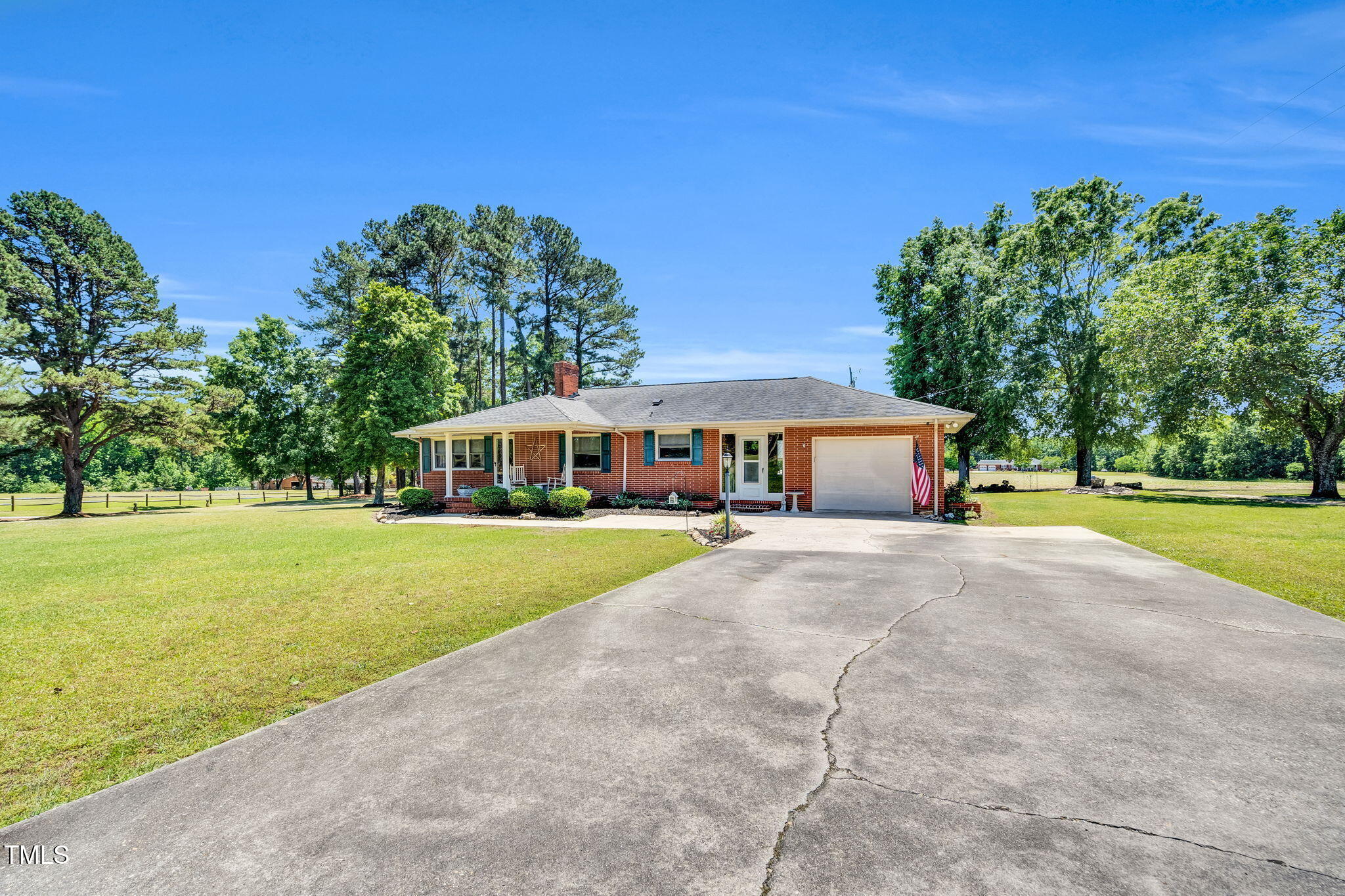 585 Cokesbury Road Fuquay-Varina, NC 27526 - Photo 3 of 32 6-web-or-mls-3-web-or-mls-DSC05724