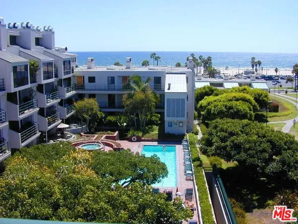 $6,700 | 2960 Neilson Way, Unit 203, Santa Monica, CA 90405