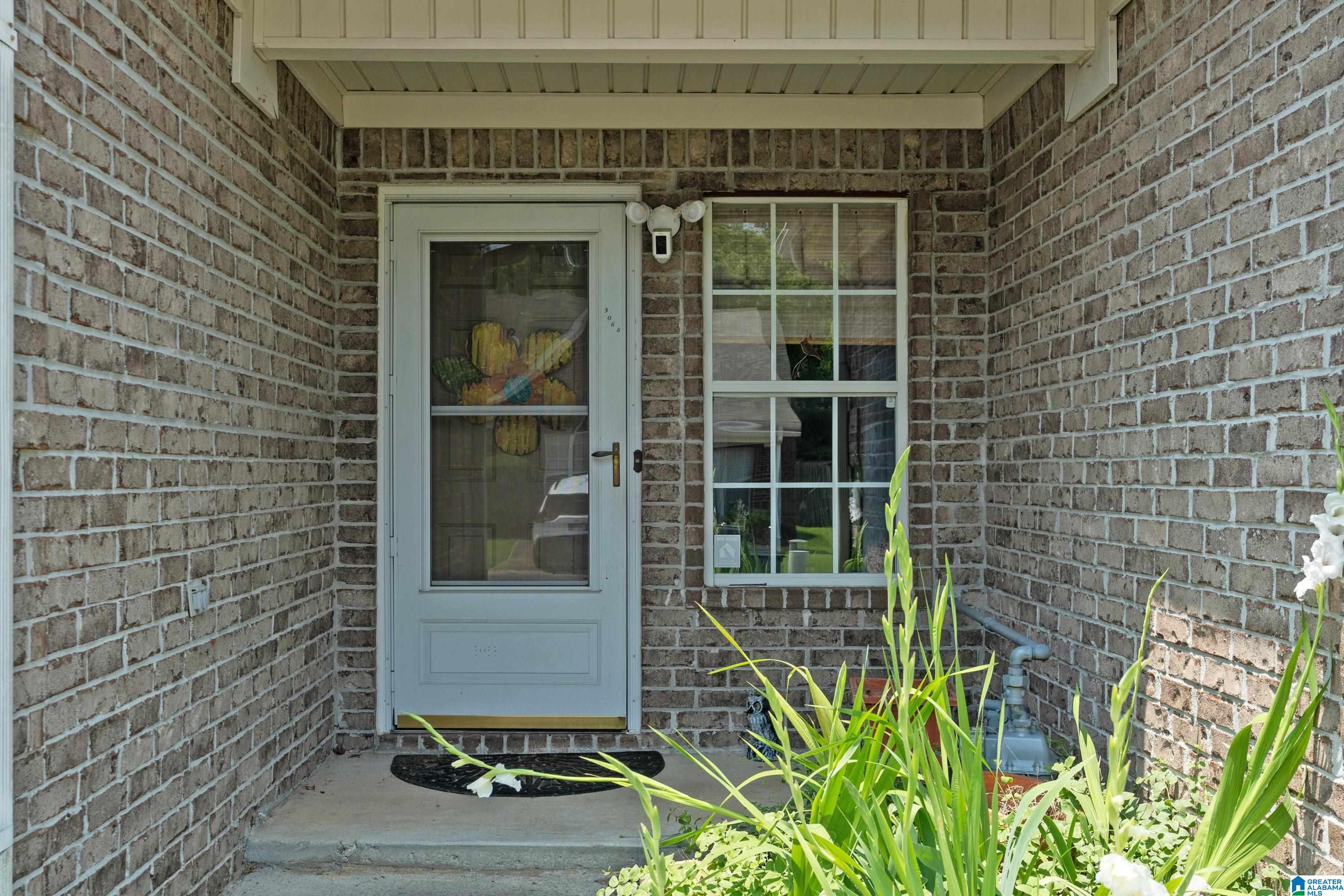 3068 Summit Lane Fultondale, AL 35068 - Photo 2 of 19