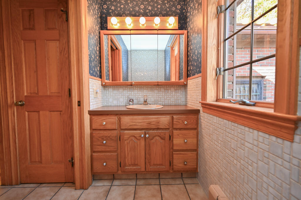 7 Stone Ridge Road Waterville, ME 04901 - Photo 25 of 39 Half Bath