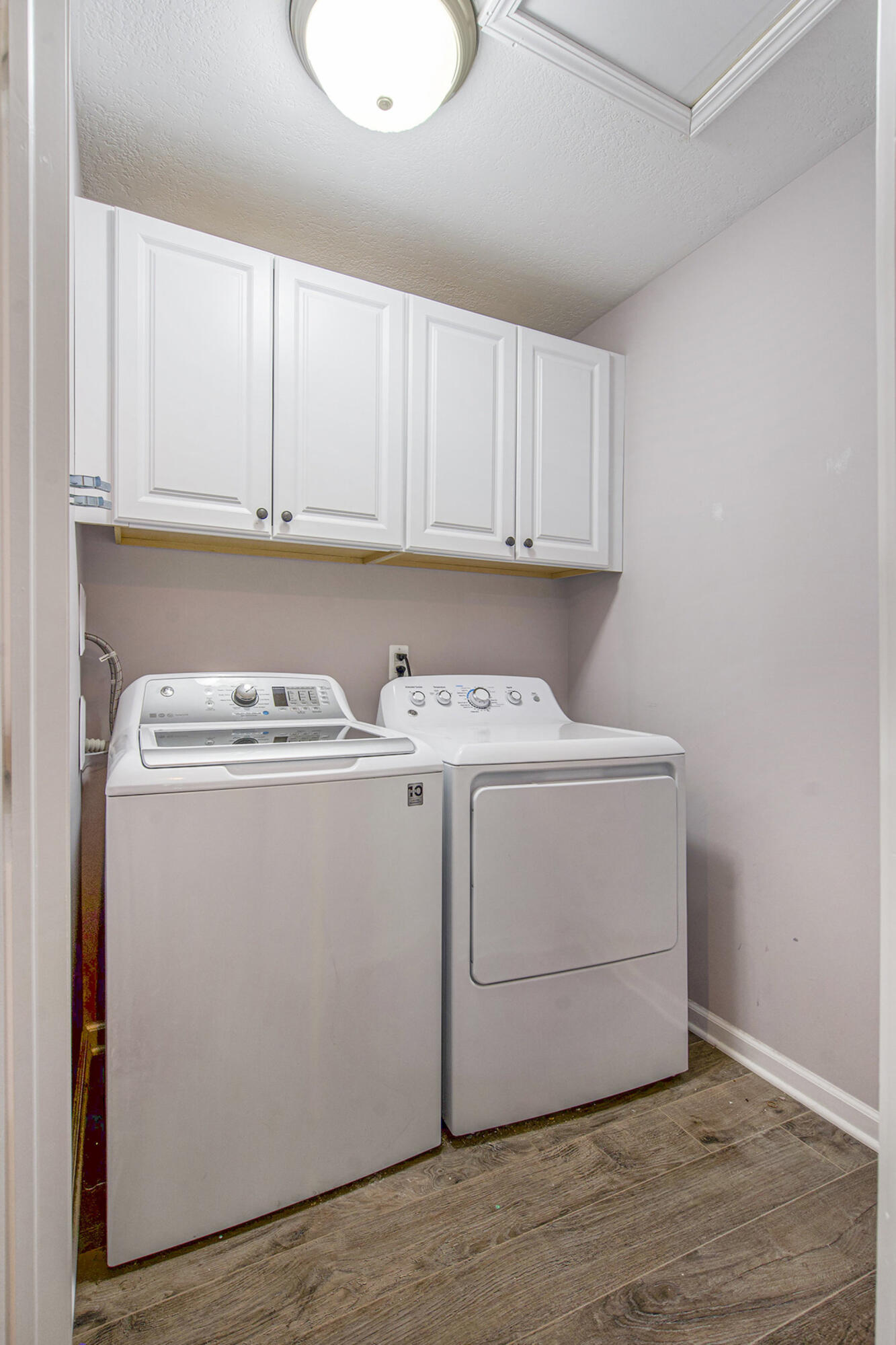 4519 Inverness Street, Unit 48 Dexter, MI 48130 - Photo 5 of 30 015_dsc08607_595
