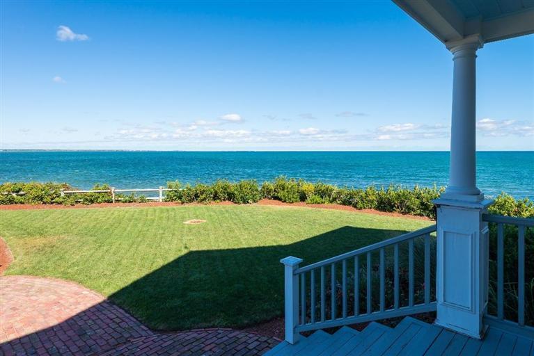 31 Starboard Lane Mashpee, MA 02649 - Photo 12 of 35 a view of an ocean from a balcony